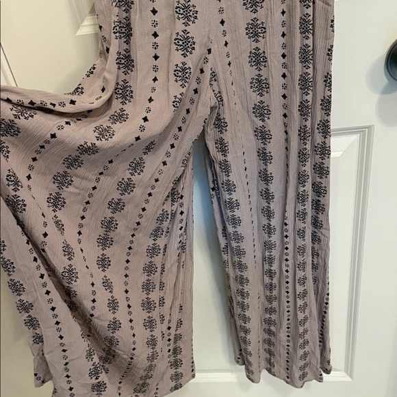 O'Neill Dusty Pink and Black Jumpsuit - Picture 2 of 4